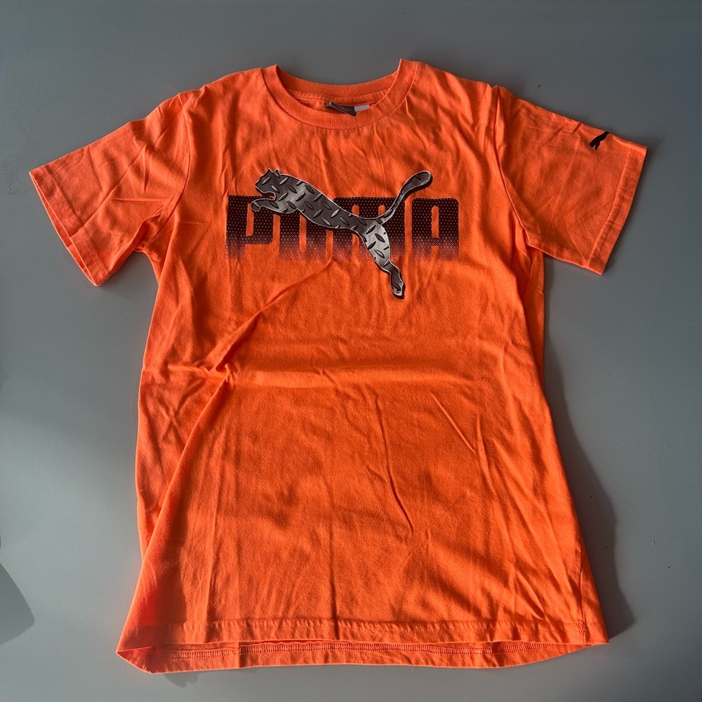 PUMA Orange T-shirt Full Logo (Boys Large)